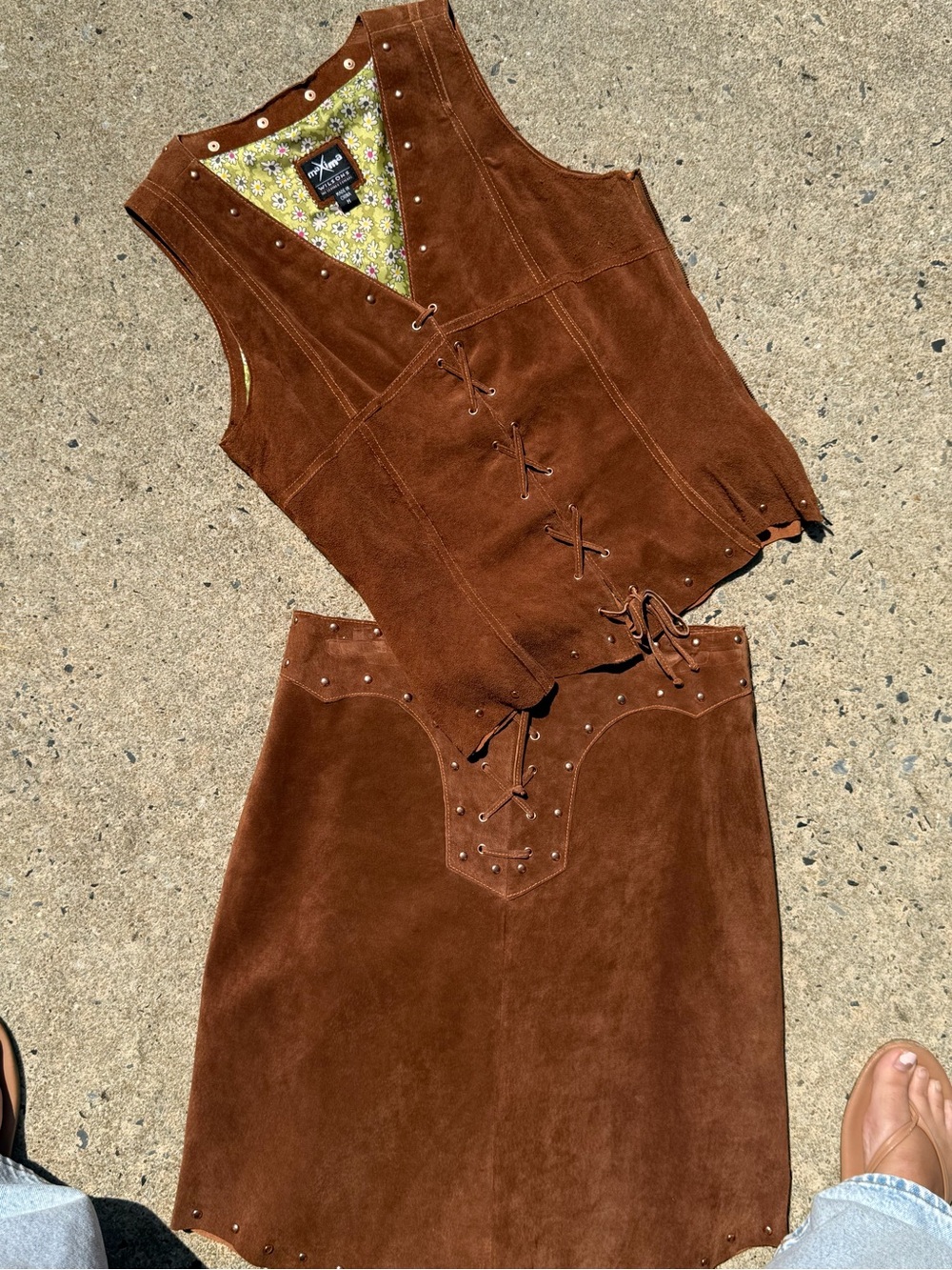 Vintage MaXima Two Piece Western 
Brown Suede Lace-Up Skirt - Women Skirts - Picture 7 of 16